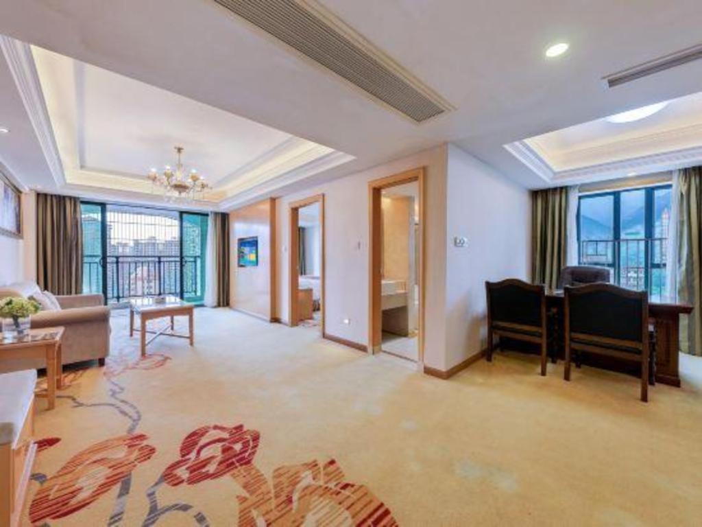 Vienna Classic Hotel Qingyuan Taihe Ancient Cave Scenic Area Экстерьер фото
